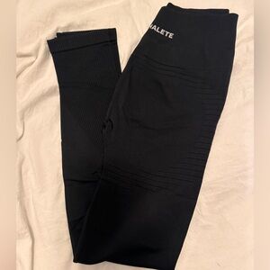 Alphalete leggings - Black - Small